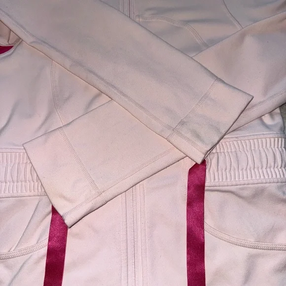 Lululemon RARE Yohari Cinched Waist Jacket Light pink Size 6 - Picture 4 of 11
